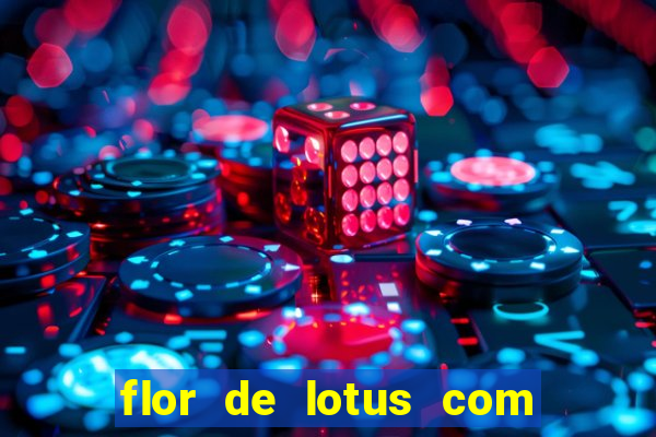 flor de lotus com lua tatuagem